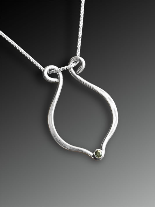 Lyre Ring Holder Necklace with Green Sapphire